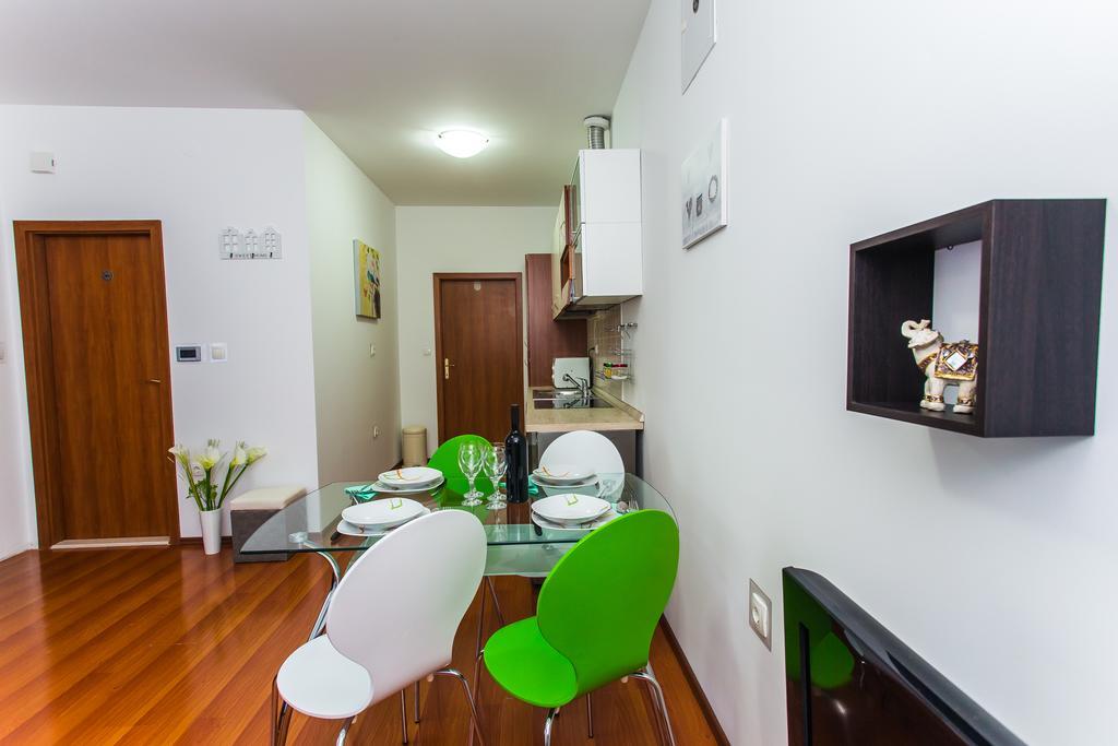 Appartement Apartman Nikolic 2 à Kaštela Extérieur photo