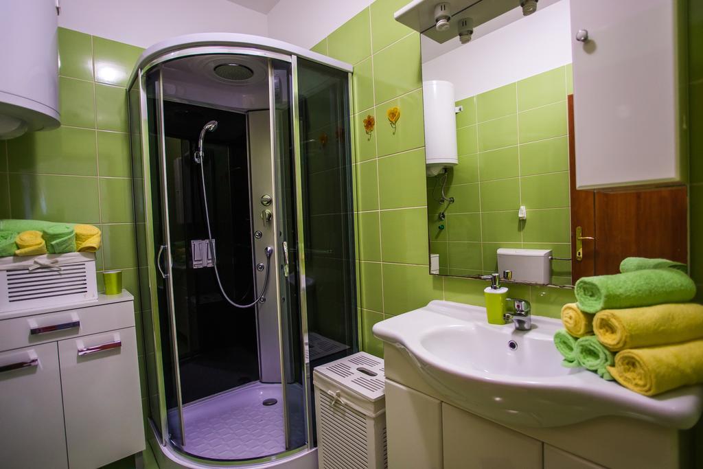 Appartement Apartman Nikolic 2 à Kaštela Extérieur photo