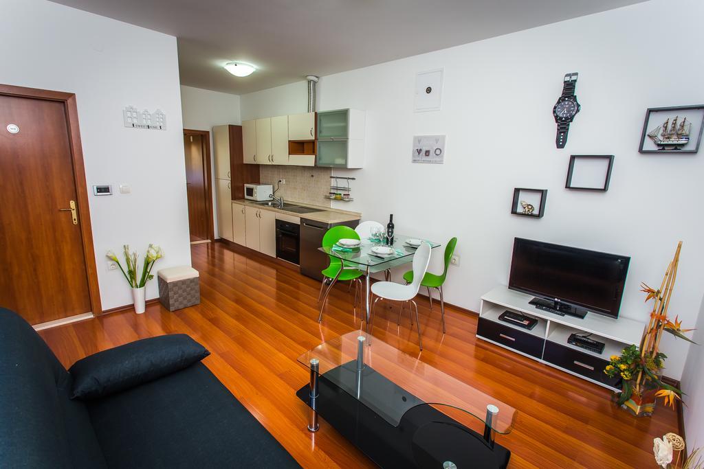 Appartement Apartman Nikolic 2 à Kaštela Extérieur photo